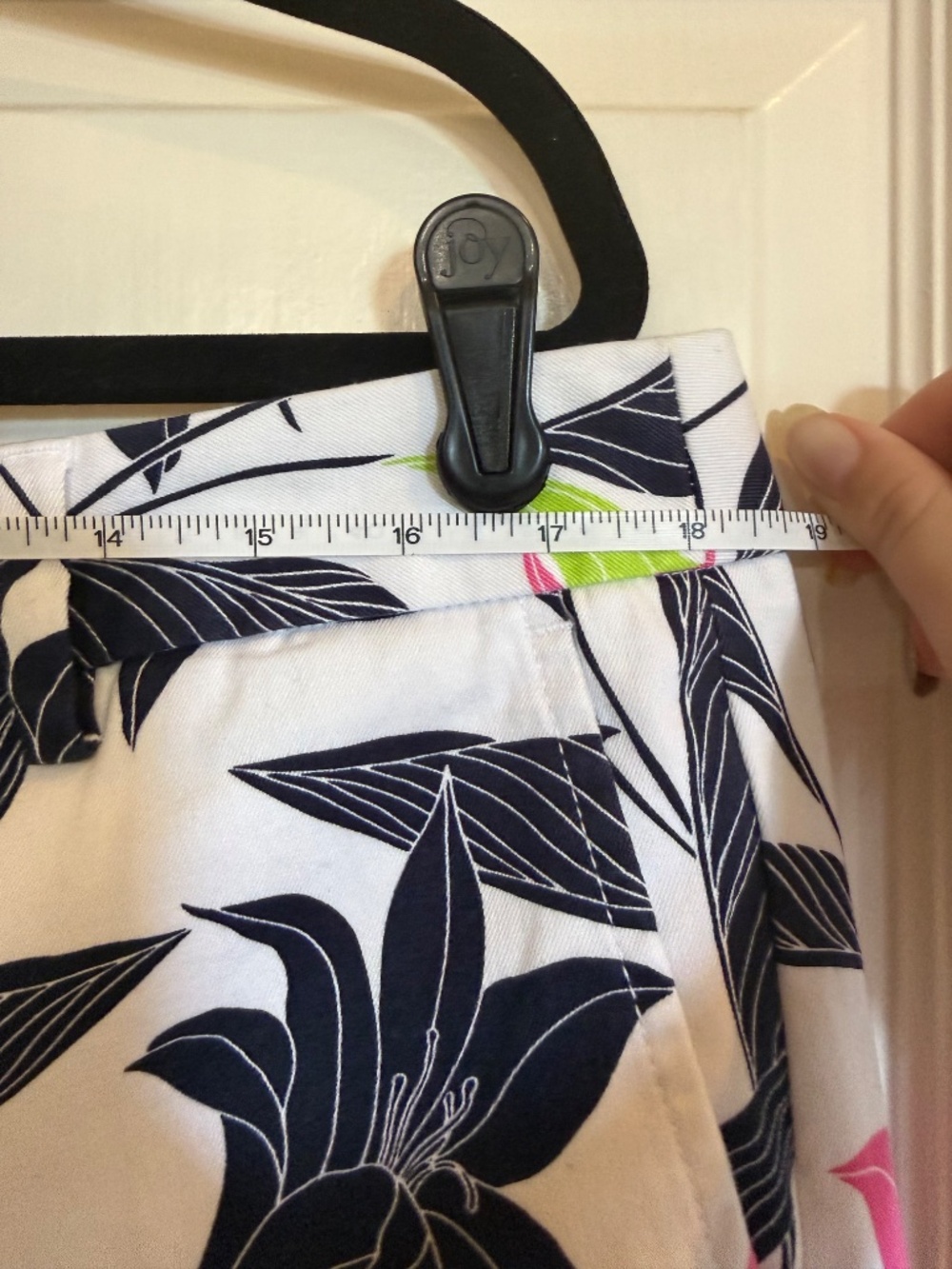 Lands End Pink White & Blue Tropical Midrise Straight leg Stretch Chinos 14T - Picture 3 of 6